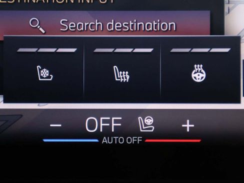 Used 2023 BMW 760i xDrive w/ Executive Package image 51