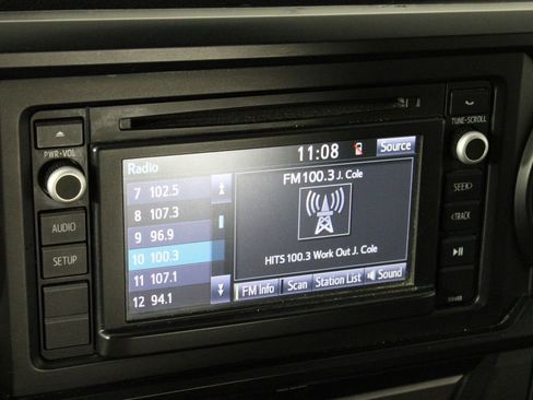 Used 2019 Toyota Tacoma SR5 image 27