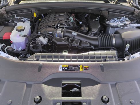 New 2026 Jeep Grand Cherokee Laredo image 21