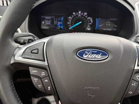 Used 2024 Ford Edge Titanium w/ Titanium Elite Package AWD/4WD image 14