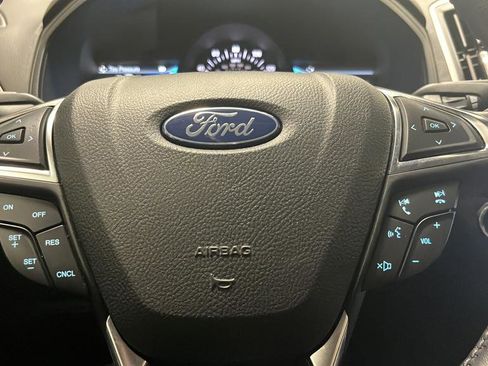 Used 2024 Ford Edge SEL w/ Convenience Package AWD/4WD image 16