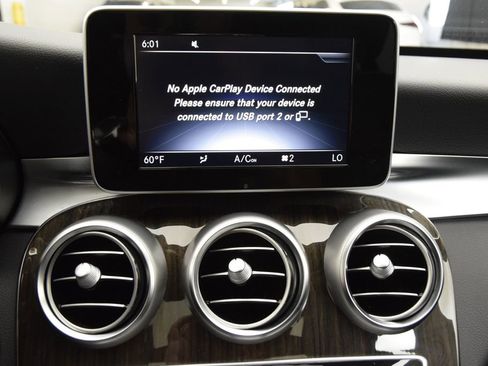 Used 2018 Mercedes-Benz C 300 Sedan image 25