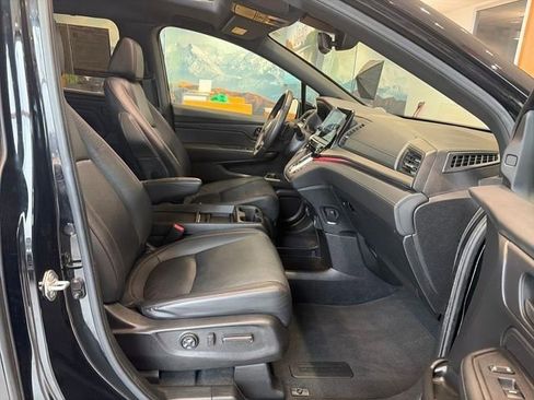 Used 2024 Honda Odyssey Sport image 43
