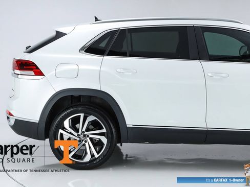 Used 2023 Volkswagen Atlas Cross Sport SEL AWD/4WD image 50