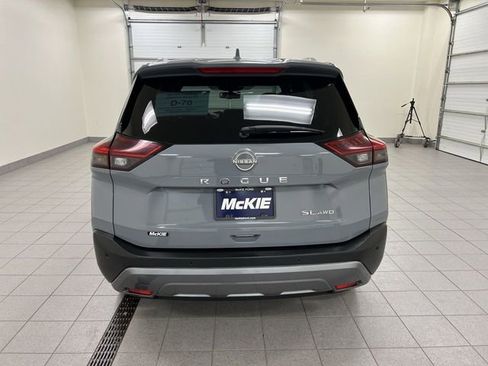 Used 2023 Nissan Rogue SL w/ SL Premium Package image 5