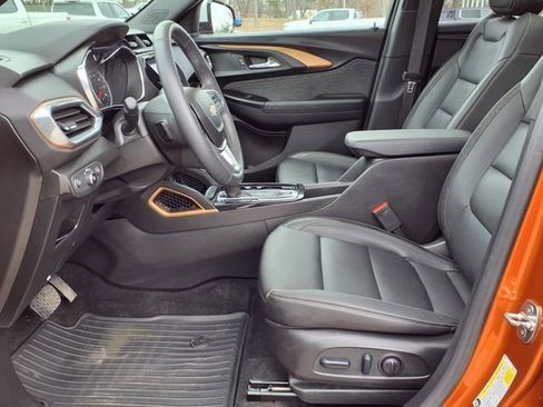 Used 2023 Chevrolet TrailBlazer ACTIV w/ Sun and Liftgate Package image 14