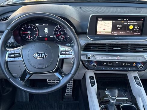 Used 2020 Kia Telluride SX w/ SX Prestige Package image 14
