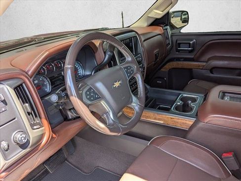 Used 2017 Chevrolet Silverado 1500 High Country RWD image 8