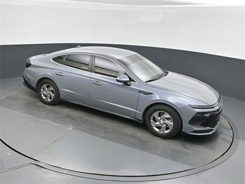 Used 2025 Hyundai Sonata SE image 28