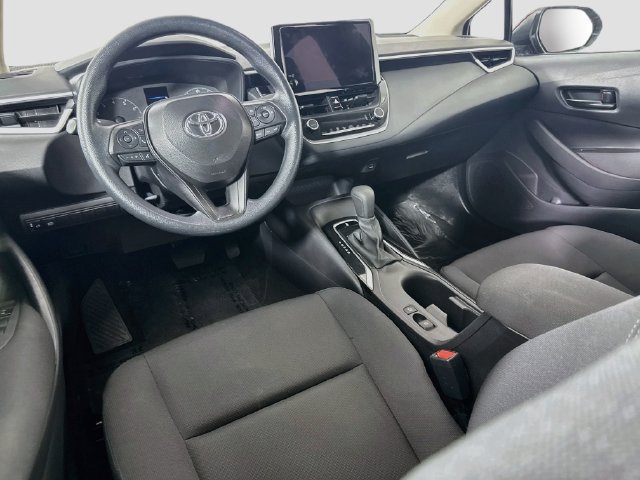 Certified 2025 Toyota Corolla LE FWD image 22