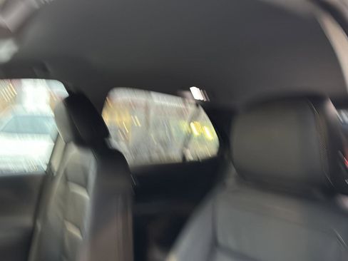 Used 2019 Chevrolet Equinox Premier image 26