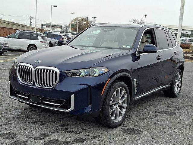 Certified 2026 BMW X5 xDrive40i AWD/4WD image 2