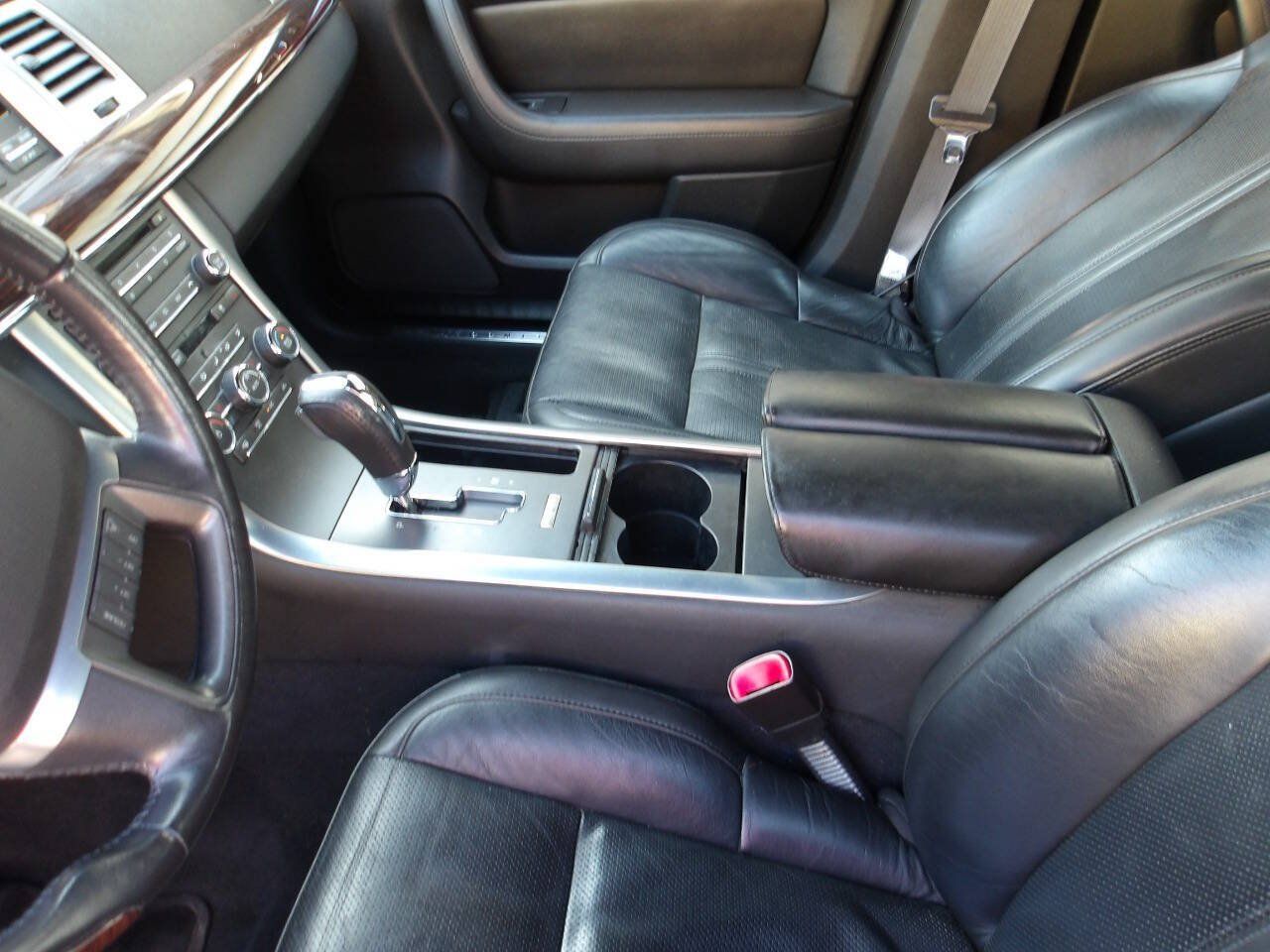 Used 2009 Lincoln MKS FWD image 16