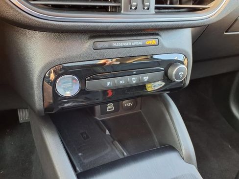 Used 2024 Ford Escape SE w/ PHEV Premium Package FWD image 25