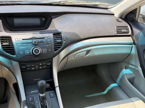Used 2010 Acura TSX V6 Sedan FWD image 18