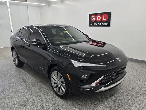 Used 2025 Buick Envista Avenir FWD image 1