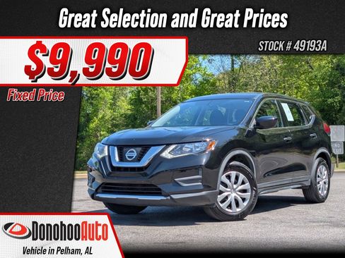 Used 2017 Nissan Rogue S image 1