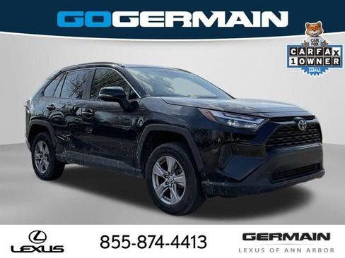 Used 2024 Toyota RAV4 XLE AWD/4WD image 9