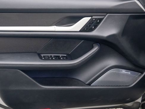 Certified 2022 Porsche Taycan Turbo S image 14