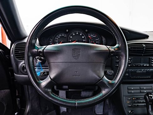 Used 2001 Porsche 911 Carrera RWD image 33