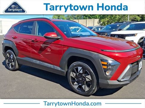 Used 2024 Hyundai Kona SEL AWD/4WD image 1