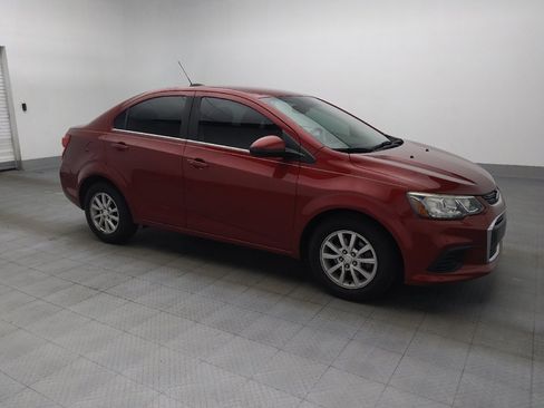 Used 2019 Chevrolet Sonic LT w/ Convenience Package FWD image 11