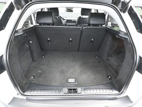 Used 2017 Land Rover Range Rover Evoque SE image 38