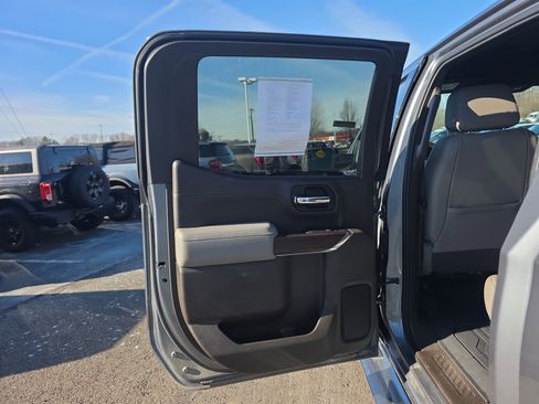 Used 2020 GMC Sierra 1500 SLT w/ SLT Premium Package image 18