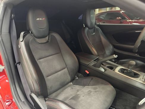 Used 2014 Chevrolet Camaro ZL1 RWD image 22