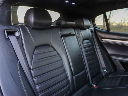 Used 2018 Alfa Romeo Stelvio Ti Sport image 19