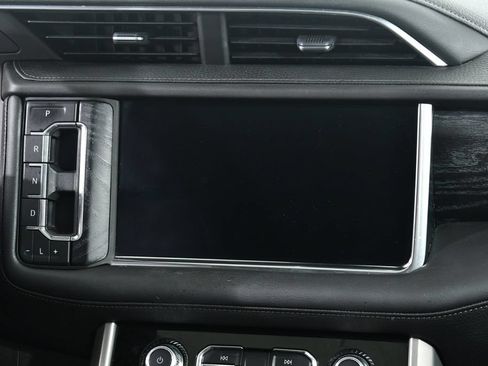 Used 2021 GMC Yukon XL Denali AWD/4WD image 9