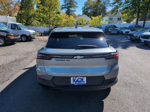New 2026 Chevrolet Equinox EV LT w/ Comfort Package image 9