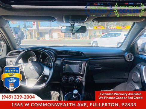 Used 2015 Scion tC image 25