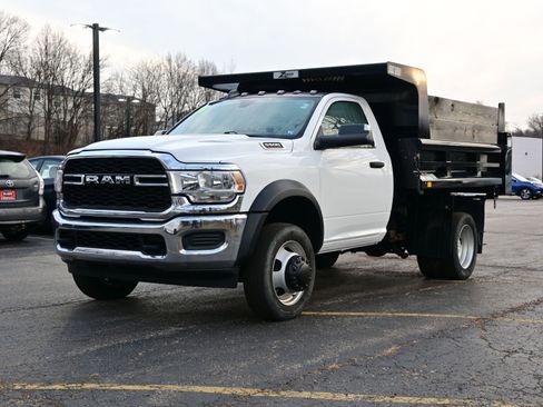 Used 2021 RAM 5500 Tradesman image 2