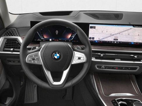 New 2027 BMW X7 xDrive40i w/ M Sport Package AWD/4WD image 4