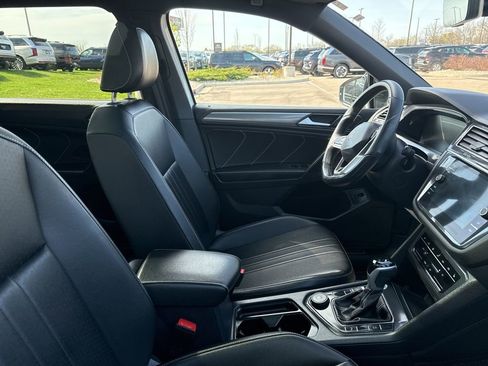 Used 2024 Volkswagen Tiguan SE R-Line w/ MDO Package, Two-Row image 4
