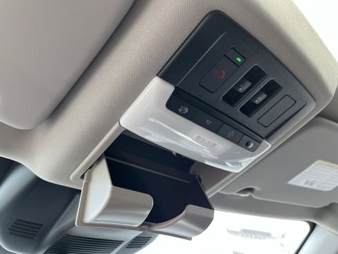 New 2026 Nissan Rogue SV w/ SV Premium Package image 33