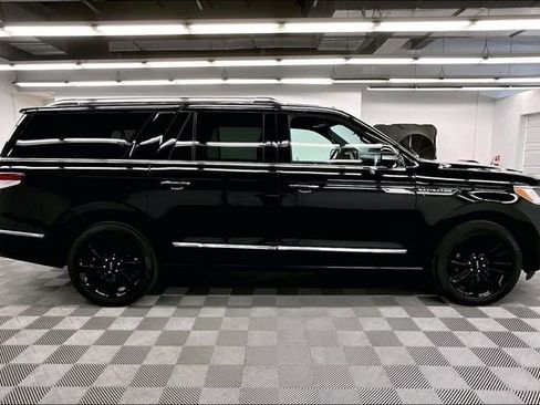 Used 2023 Lincoln Navigator L Reserve w/ Equipment Group 201A AWD/4WD image 14