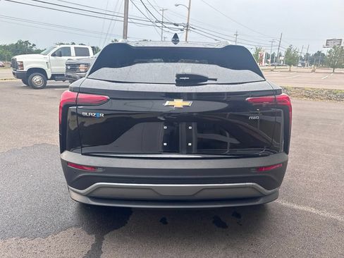 Used 2024 Chevrolet Blazer EV LT AWD/4WD image 6