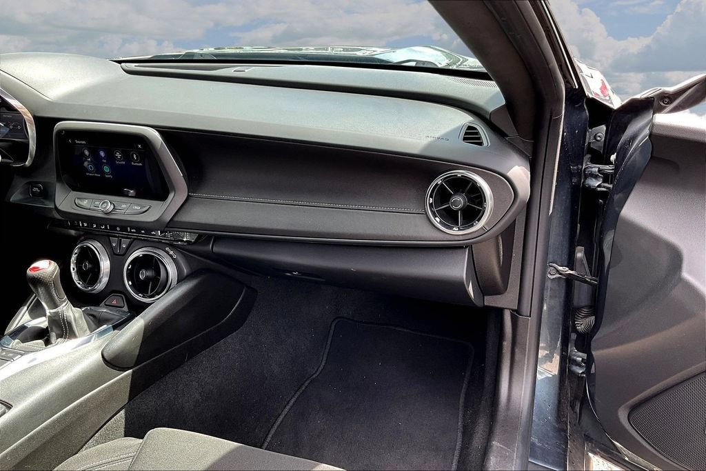 Used 2022 Chevrolet Camaro LT w/ Technology Package RWD image 25