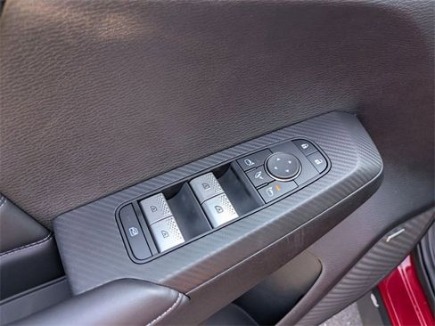 New 2025 Mitsubishi Outlander SEL image 13