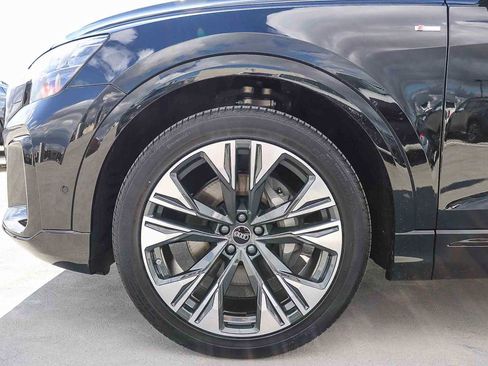 New 2026 Audi Q8 Premium Plus image 14