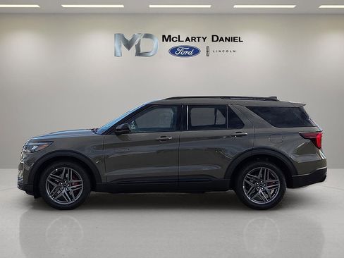 New 2026 Ford Explorer ST w/ Sun And Sound Package AWD/4WD image 3