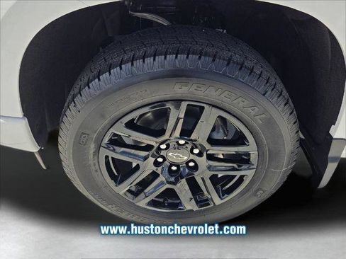 New 2026 Chevrolet Silverado 1500 Custom AWD/4WD image 9