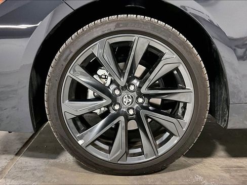 Used 2025 Toyota Corolla SE image 11