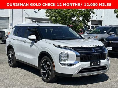 Used 2024 Mitsubishi Outlander SE
