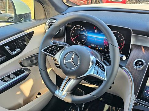 New 2026 Mercedes-Benz GLC 300 4MATIC image 28