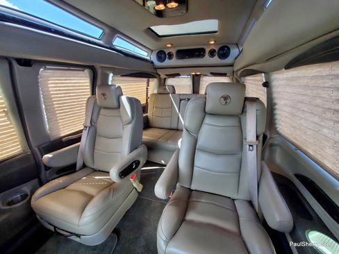 Used 2021 GMC Savana 2500 RWD image 28