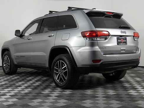 Used 2021 Jeep Grand Cherokee Limited image 4