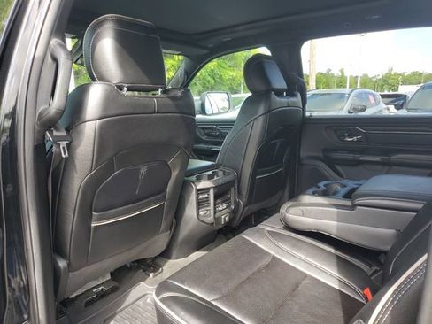 Used 2023 RAM 1500 Limited AWD/4WD image 10